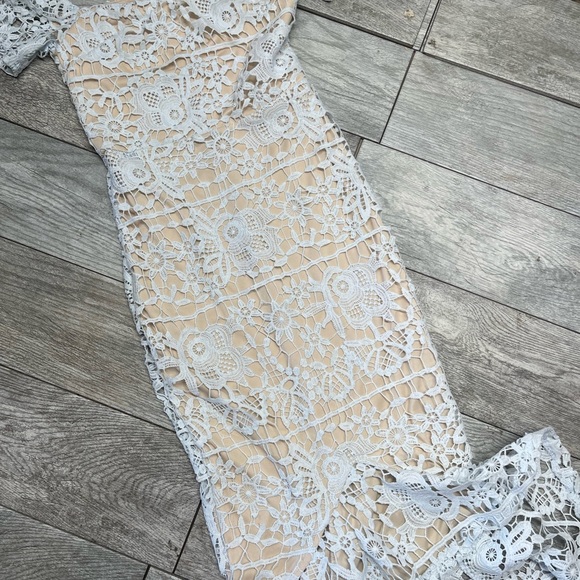 Missguided Tall Lace Bardot Fishtail Midi Dress
Size 4 - Picture 5 of 13